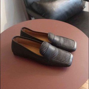 LIKE NEW/   Square-toe Women's Moccasins in Black Leather BY JONAK ( Paris)